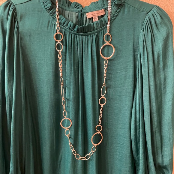 Silver tone necklace with large circles - Picture 3 of 3